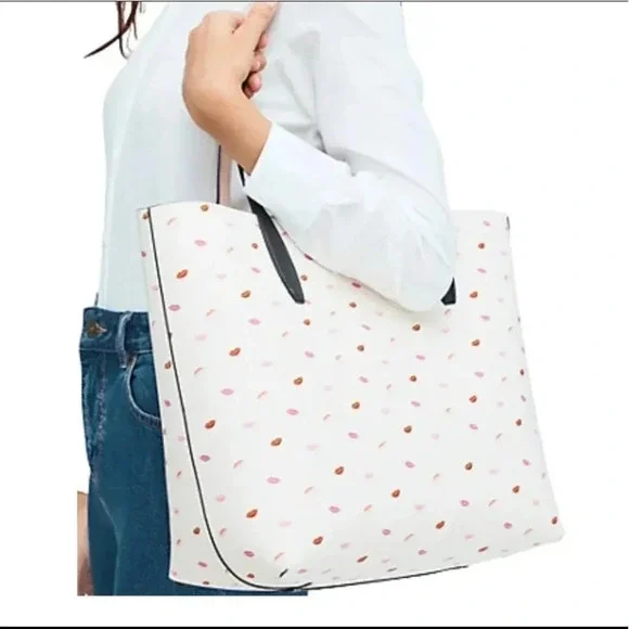 Kate Spade Disney Minnie Mouse Tote Bag with Black Wristlet Pouch Set NWT